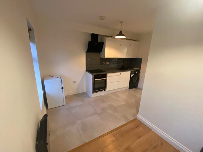 1 Bedroom Flat To Rent In Howard Close, Waltham Abbey, Essex, EN9