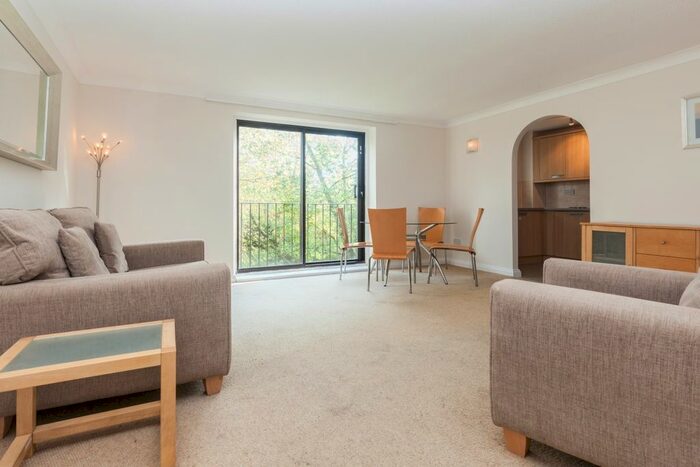 2 Bedroom Flat To Rent In Water Eaton Road, Oxford, OX2