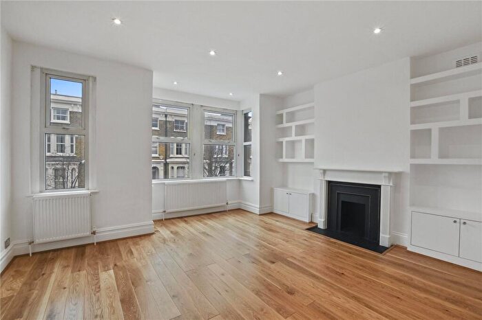 2 Bedroom Flat To Rent In Morgan Street, Bow, London, E3