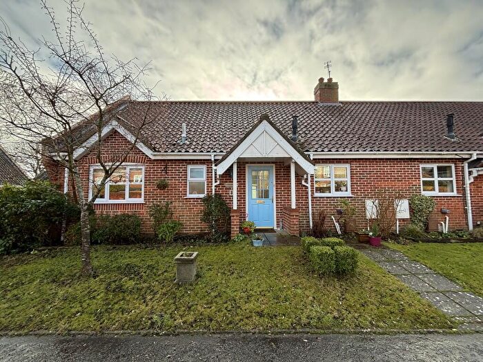 2 Bedroom Terraced Bungalow To Rent In Emery's Close, Northrepps, NR27