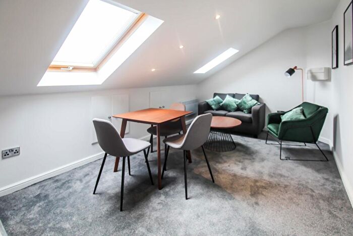 2 Bedroom Apartment To Rent In Francis Street, Chapeltown, LS7