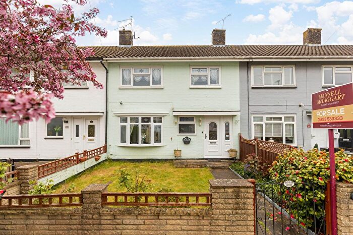 3 Bedroom Terraced House For Sale In Ross Close, Crawley, RH10