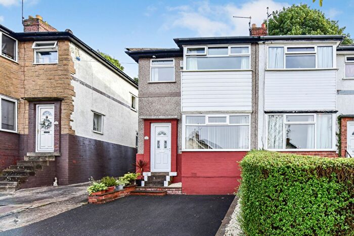 3 Bedroom Semi Detached House For Sale In Alnwick Road, Sheffield, S12