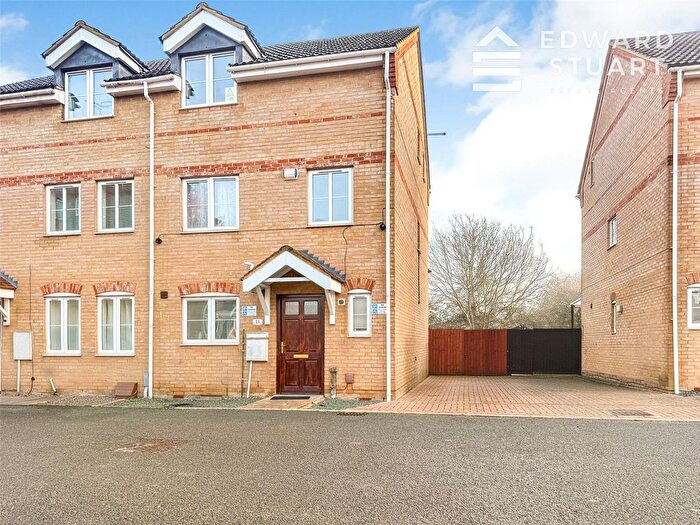 3 Bedroom Semi-Detached House For Sale In Phoenix Close, Peterborough, Cambridgeshire, PE2