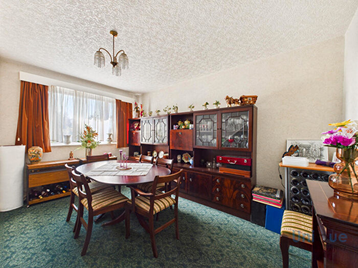 3 Bedroom Bungalow For Sale In Folkestone Road, Lytham St. Annes, FY8