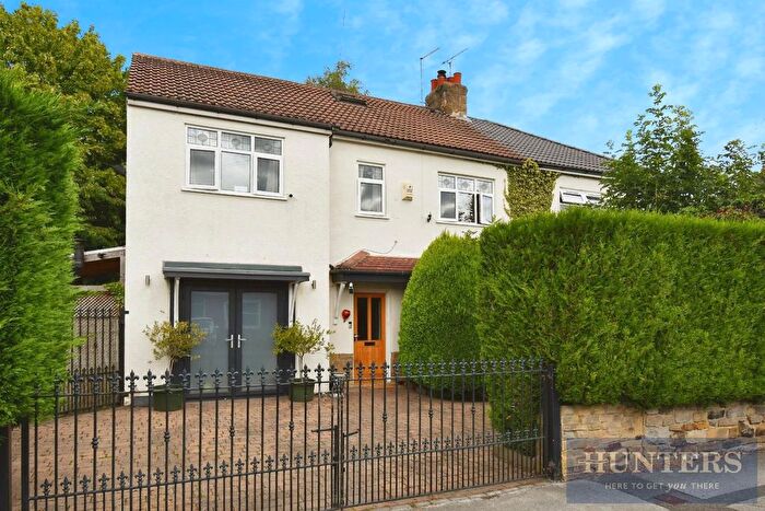 5 Bedroom Semi-Detached House For Sale In Fieldhead Road, Guiseley, Leeds, LS20