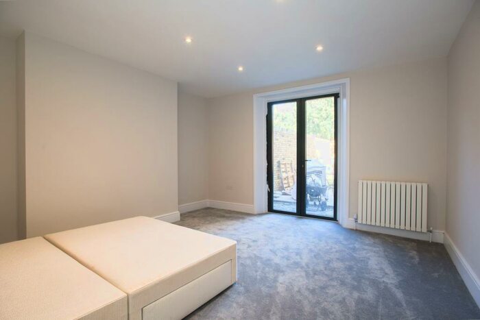 2 Bedroom Flat To Rent In Lady Margaret Road, London, N19