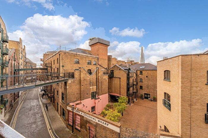 1 Bedroom Flat For Sale In Java Wharf, Shad Thames, SE1