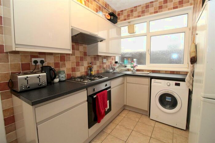 5 Bedroom House To Rent In Whitchurch Road, Heath, Cardiff, CF14