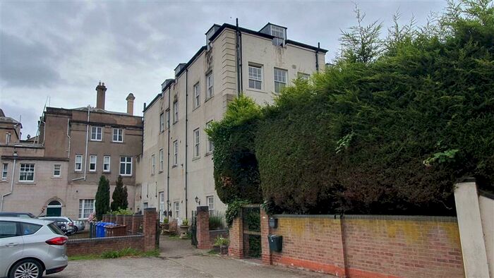 2 Bedroom Ground Flat For Sale In Dunstall Road, Rangemore, Burton-On-Trent, DE13