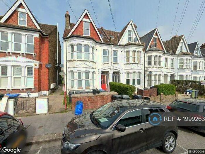 1 Bedroom Flat To Rent In Holmesdale Road, London, SE25