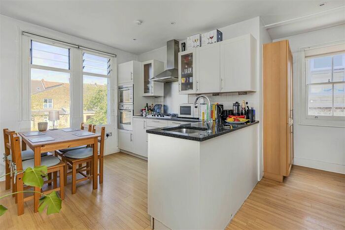 3 Bedroom Flat To Rent In Ridley Road, London, NW10