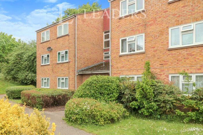 1 Bedroom Flat To Rent In Wissants, Harlow, CM19