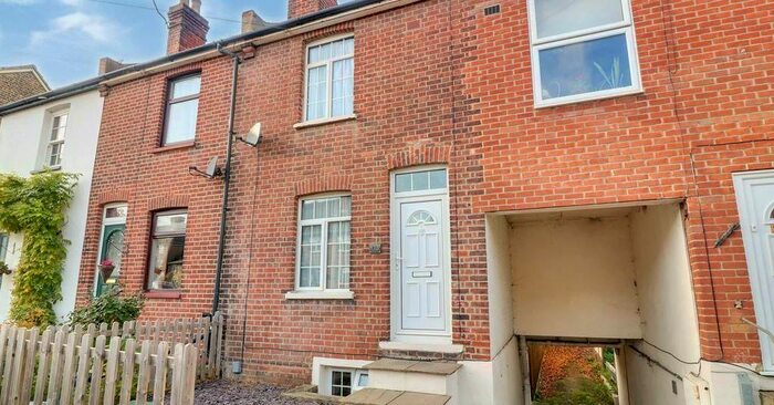 2 Bedroom Terraced House To Rent In Upper Bridge Road, Chelmsford, CM2