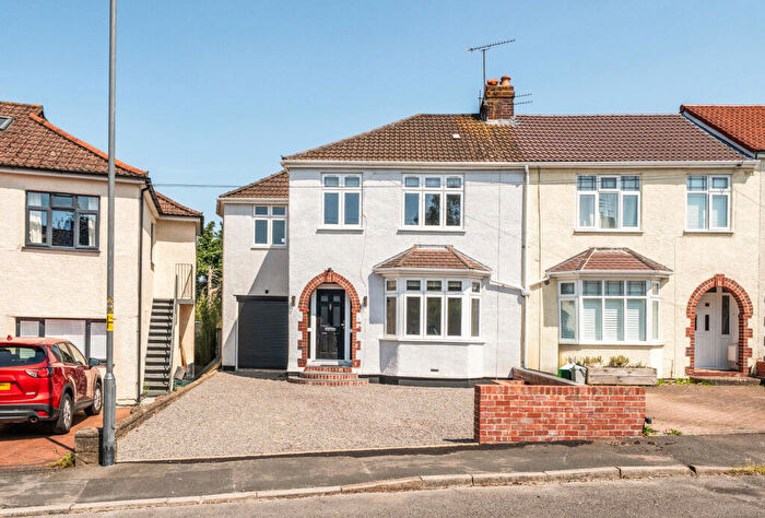 4 Bedroom End Of Terrace House For Sale In Chesterfield Road, Downend, Bristol, BS16