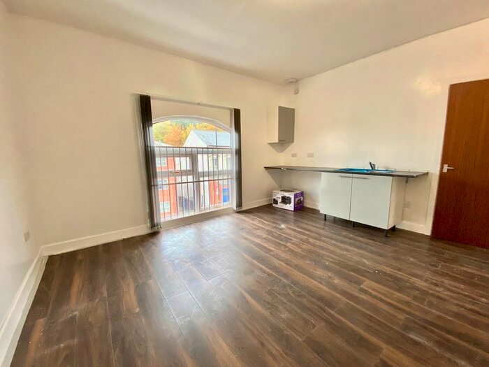 Studio To Rent In Stratford Road, Sparkhill, Birmingham, B11