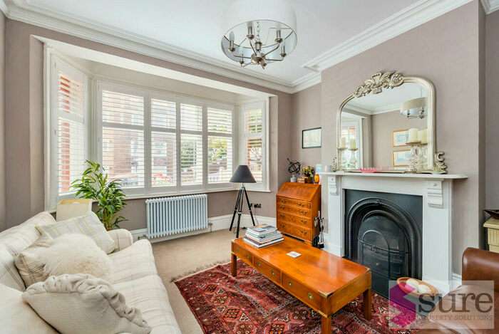 4 Bedroom Terraced House To Rent In Belle Vue Gardens, Brighton, BN2