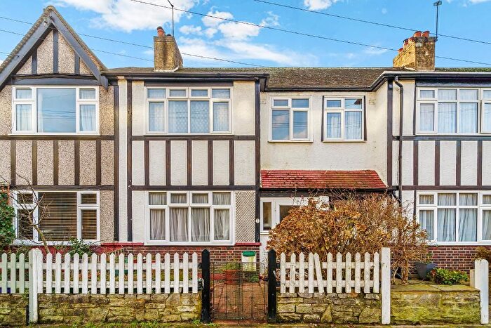 3 Bedroom Terraced House For Sale In Chase Side Avenue, London, Wimbledon Chase, SW20