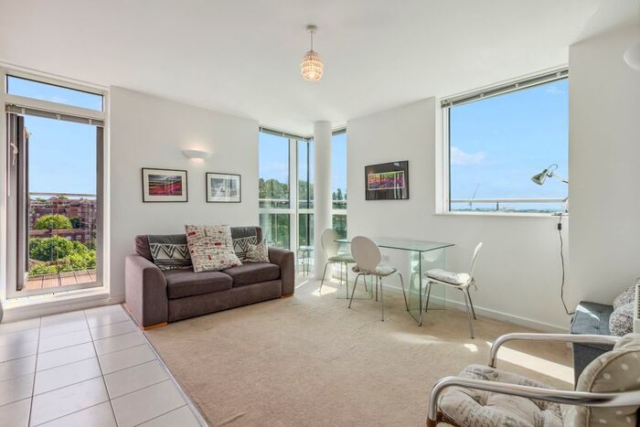 1 Bedroom Flat To Rent In Palladio Court, Mapleton Road, SW18