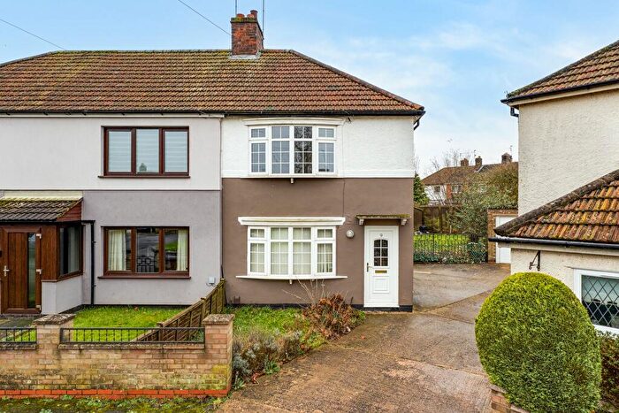 2 Bedroom Semi-Detached House For Sale In The Octagon, Corby, NN17