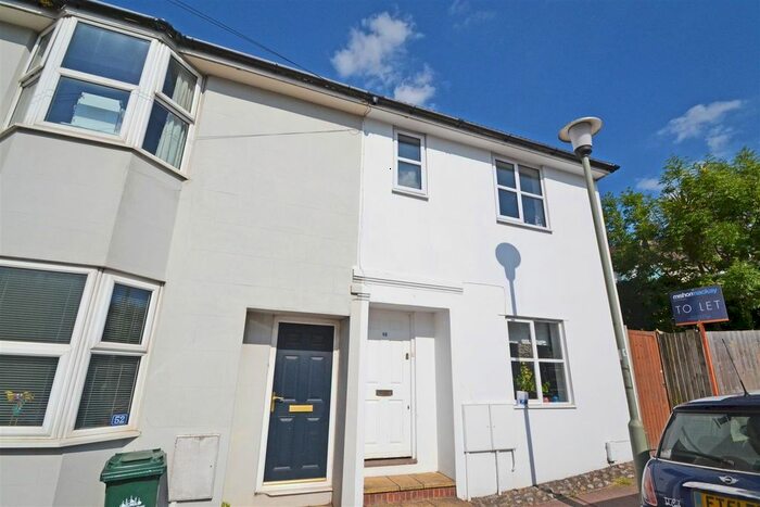 2 Bedroom End Of Terrace House To Rent In Islingword Road, Brighton, BN2