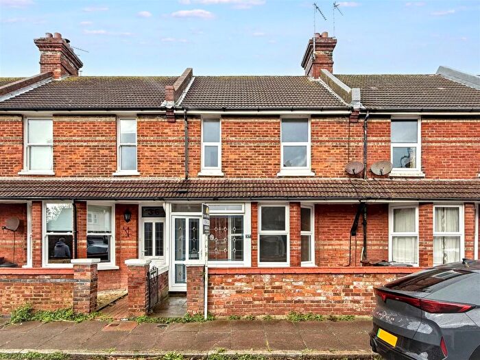 3 Bedroom Terraced House For Sale In Rylstone Road, Eastbourne, BN22