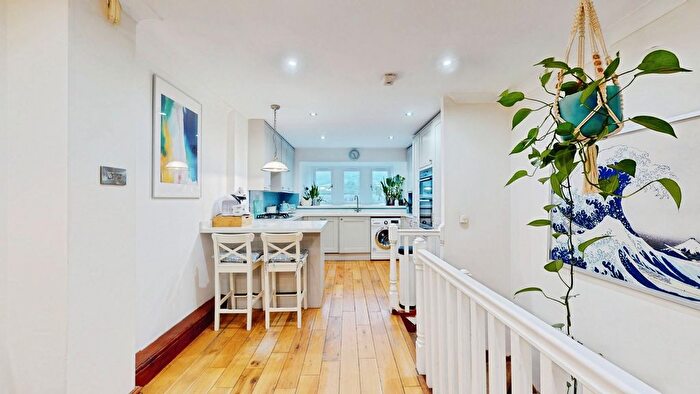 4 Bedroom Town House For Sale In Burras Lane, Otley, LS21