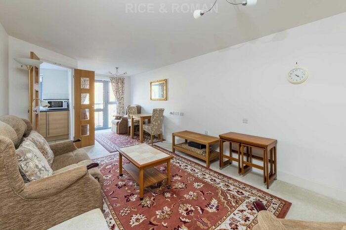 1 Bedroom Flat To Rent In Elles House, Wallington, SM6