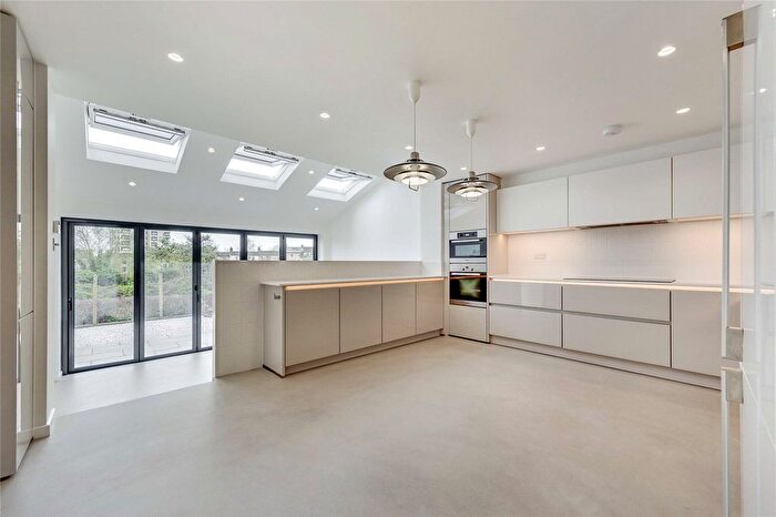 5 Bedroom End Terrace House To Rent In Pittville Gardens, London, SE25