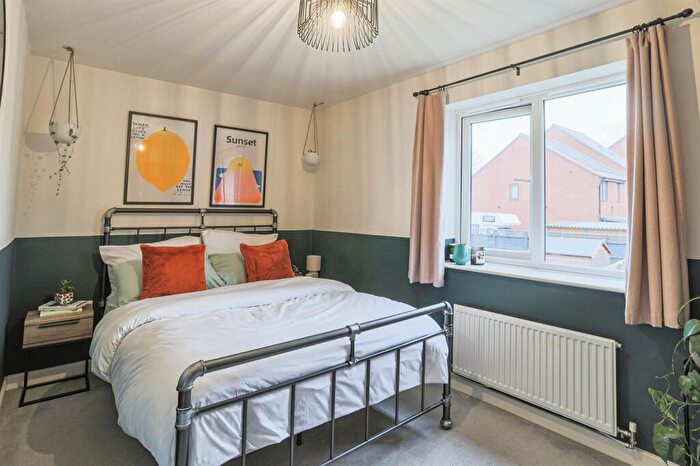 2 Bedroom Detached House For Sale In Sakura Walk, Seacroft, Leeds, LS14