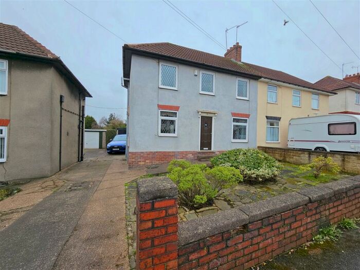 3 Bedroom Semi-Detached House For Sale In Mitchelson Avenue, Dodworth, Barnsley, S75