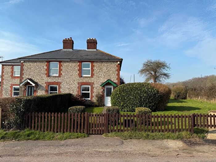 2 Bedroom Cottage For Sale In Broadway Farm Cottages, Broadway Lane, Lovedean, Waterlooville, Hampshire, PO8
