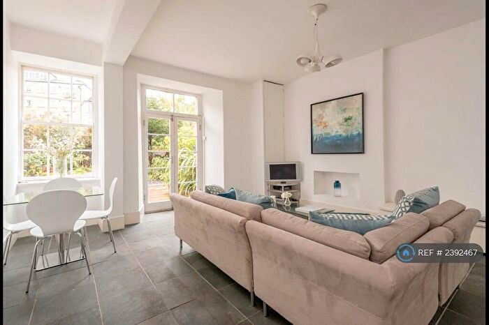 1 Bedroom Flat To Rent In Gayfield Square, Edinburgh, EH1