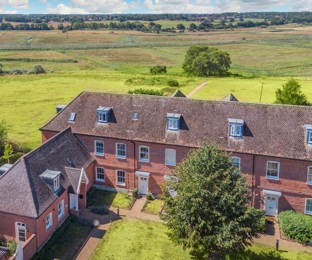 4 Bedroom Detached House For Sale In Blyth View, Blythburgh, Halesworth, Suffolk, IP19