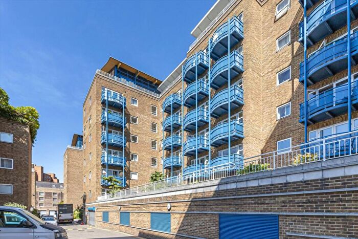 2 Bedroom Flat To Rent In Jardine Road, Wapping, E1W