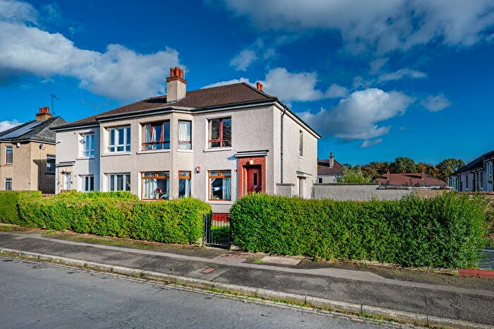 2 Bedroom Flat For Sale In Neilsland Oval, Glasgow, G53