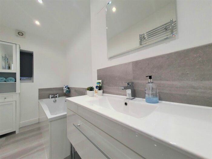 4 Bedroom Semi-Detached House To Rent In Front Street, North Shields, NE29