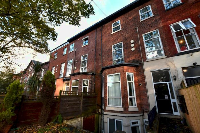 1 Bedroom Flat To Rent In Withington Road, Whalley Range, Manchester, M16