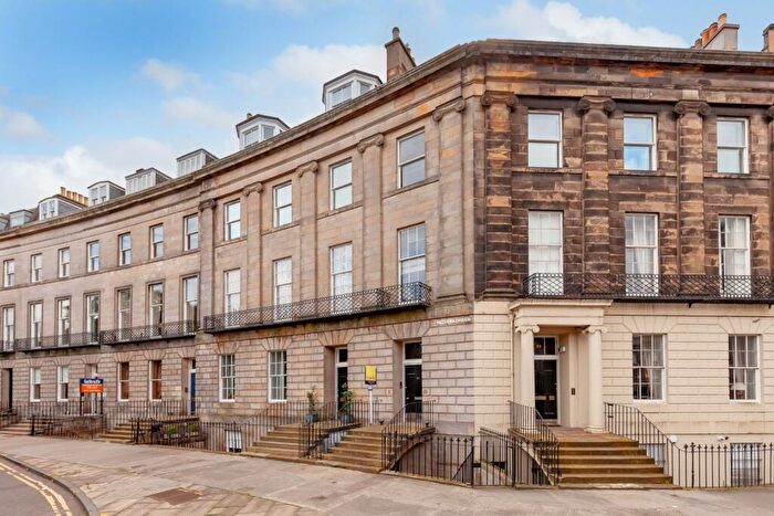 2 Bedroom Apartment For Sale In Atholl Crescent, West End, Edinburgh, Midlothian, EH3