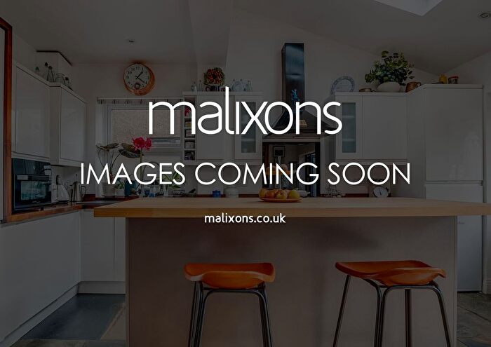 1 Bedroom Flat For Sale In Streatham High Road, SW16