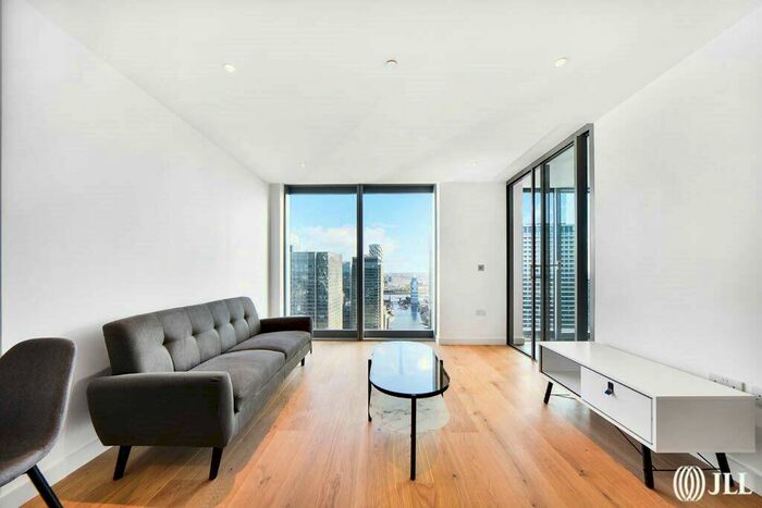 1 Bedroom Flat To Rent In Landmark Pinnacle, London, E14