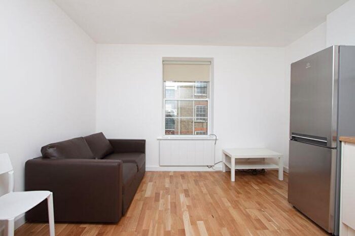 2 Bedroom Flat To Rent In Merchant House, Goulston Street, London, E1