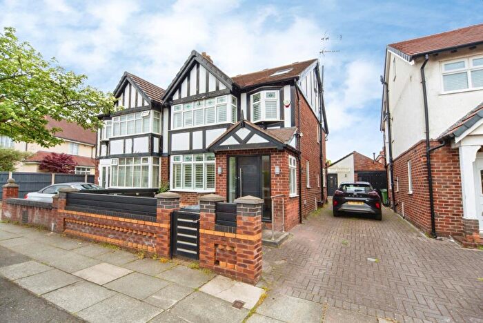 5 Bedroom Semi-Detached House For Sale In Myers Road West, Crosby, Merseyside, L23