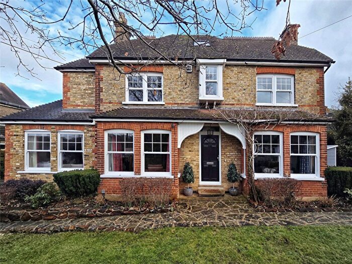 4 Bedroom Detached House For Sale In Worlds End Lane, Orpington, BR6