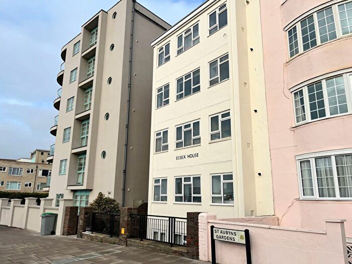 1 Bedroom Flat For Sale In St. Aubyns Gardens, Essex House, BN3