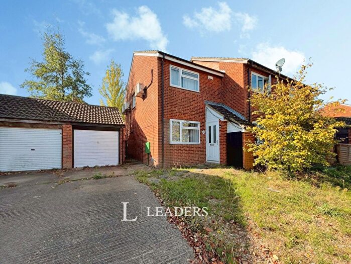 2 Bedroom End Of Terrace House For Sale In Downland, Two Mile Ash, Milton Keynes, MK8