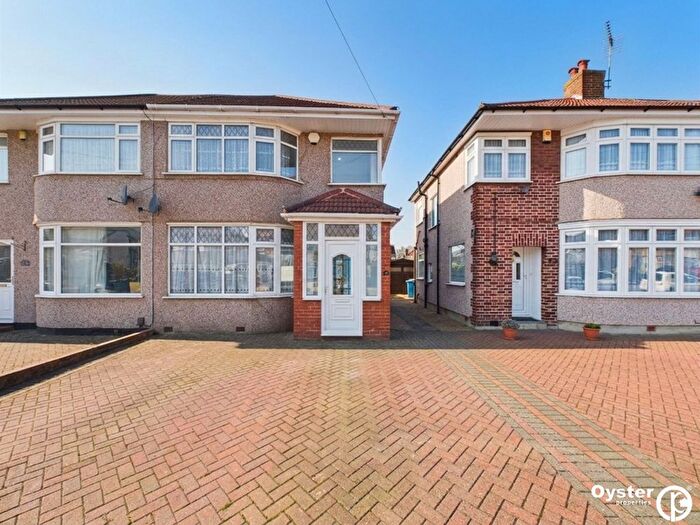 3 Bedroom Semi Detached House To Rent In Elgin Avenue, Harrow, HA3