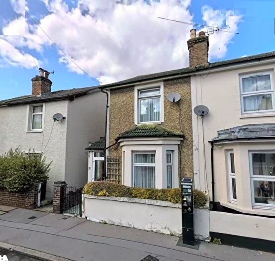 2 Bedroom Semi-Detached House For Sale In Parker Road, Croydon, CR0