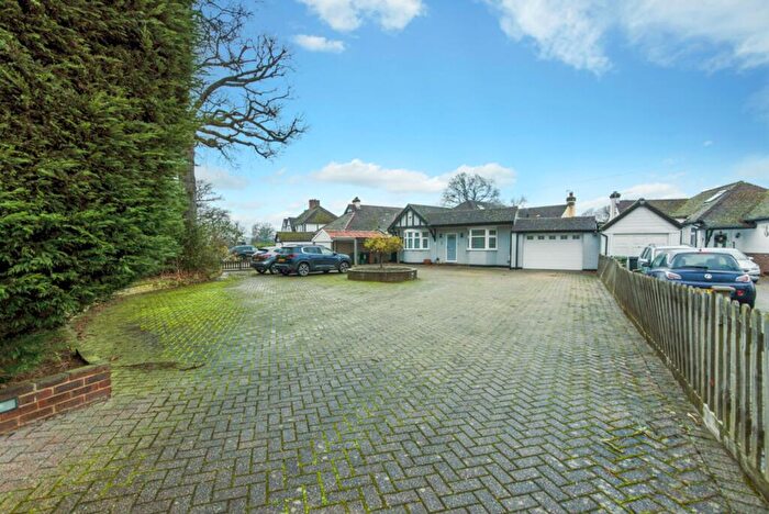 3 Bedroom Detached Bungalow For Sale In Salisbury Road, Worcester Park, KT4