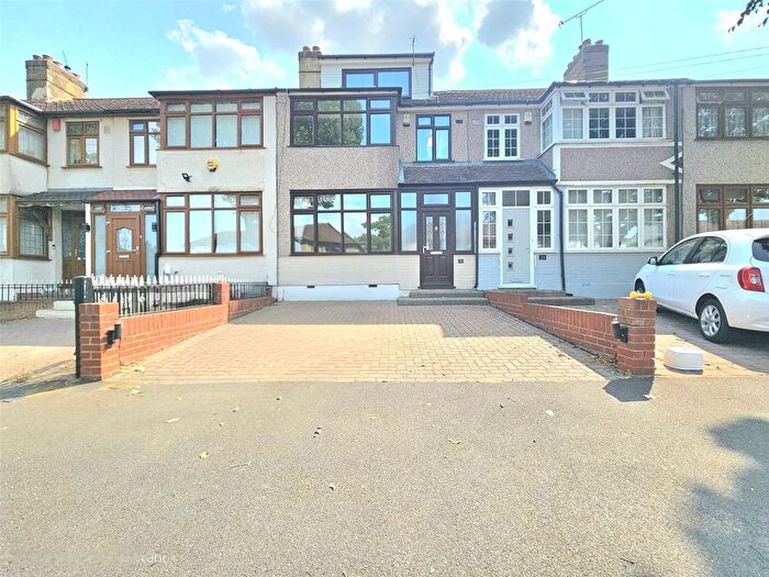 3 Bedroom Terraced House To Rent In Tennyson Way, Hornchurch, RM12